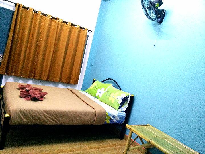 Yin Yang Guesthouse Чиангмай Екстериор снимка