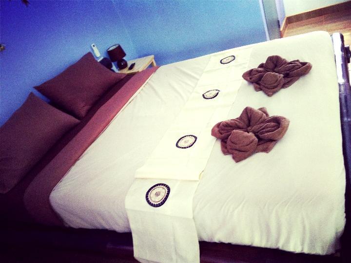 Yin Yang Guesthouse Чиангмай Екстериор снимка