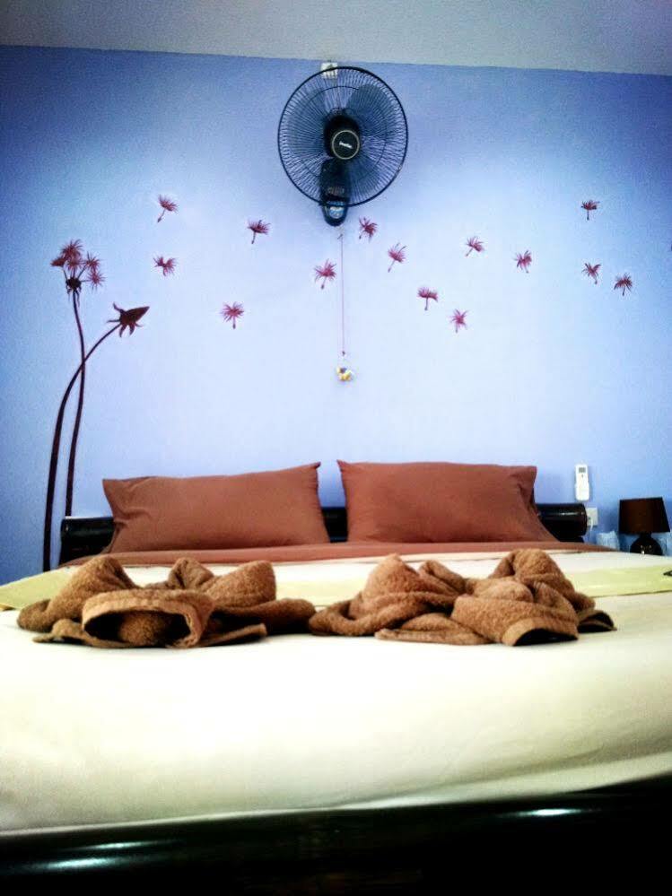 Yin Yang Guesthouse Чиангмай Екстериор снимка